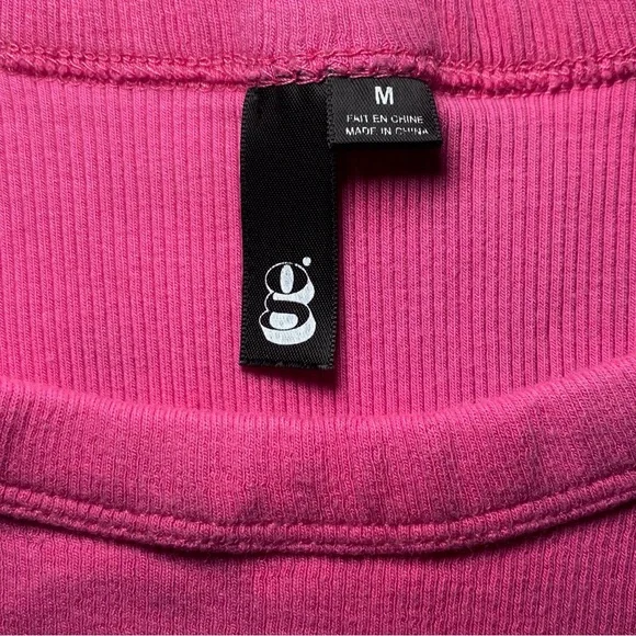 Pink Ribbed Rhinestone Tank Top - Picture 3 of 3